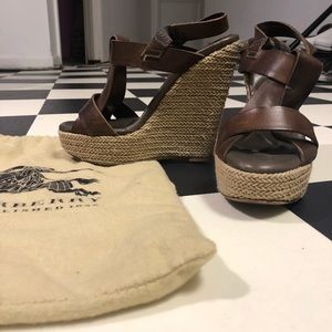Cushioned Burberry wedges